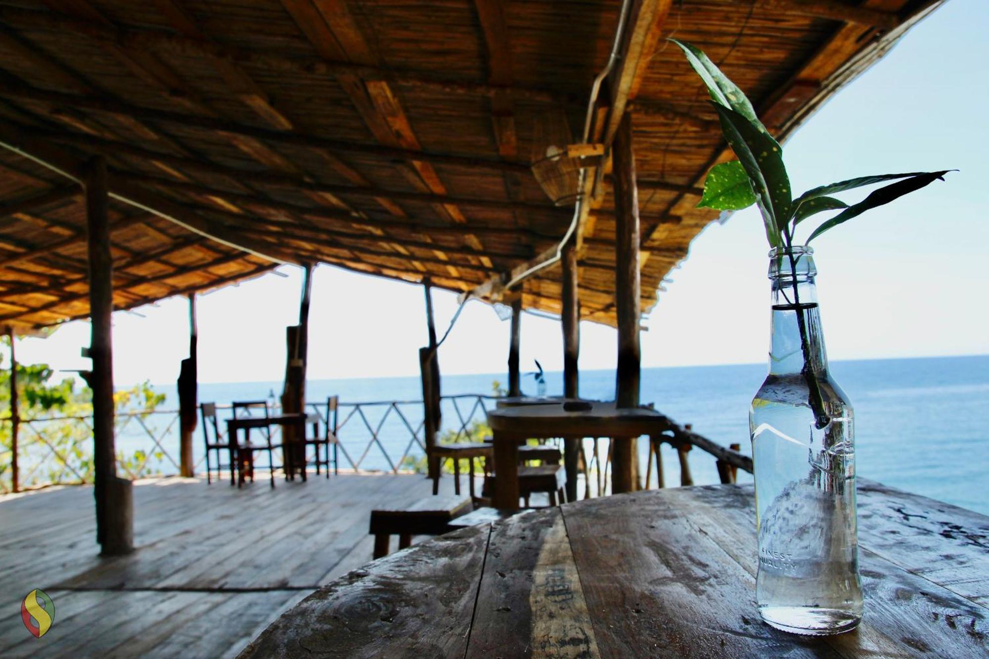 Soul Rebel Lodge & Backpackers Nkhata Bay Esterno foto