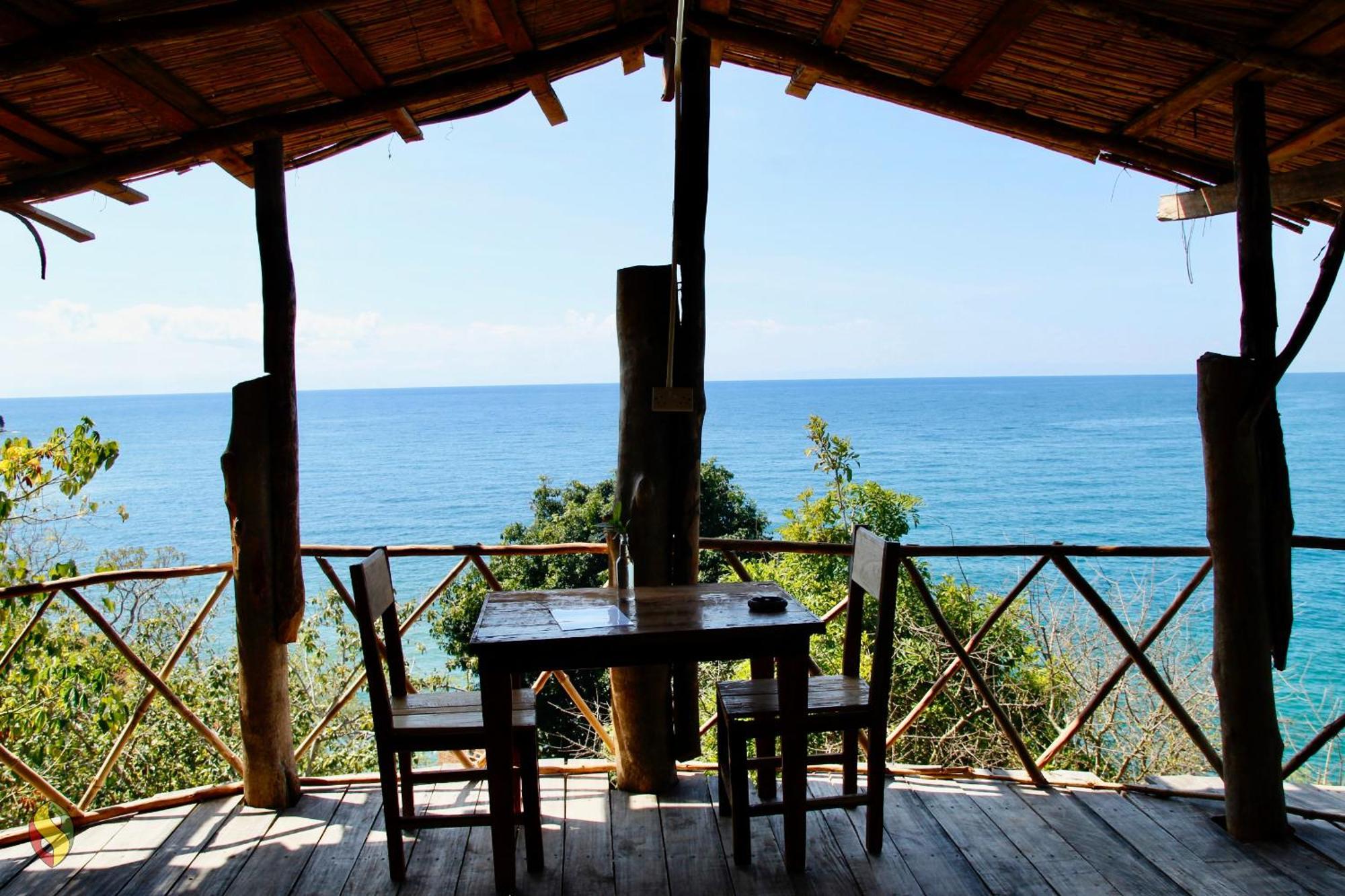 Soul Rebel Lodge & Backpackers Nkhata Bay Esterno foto